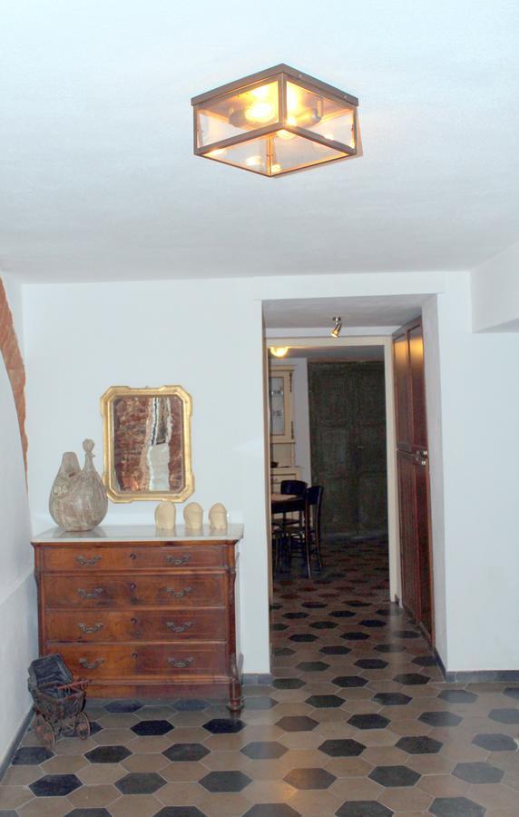 אוריסטאנו Eleonora Room & Breakfast מראה חיצוני תמונה