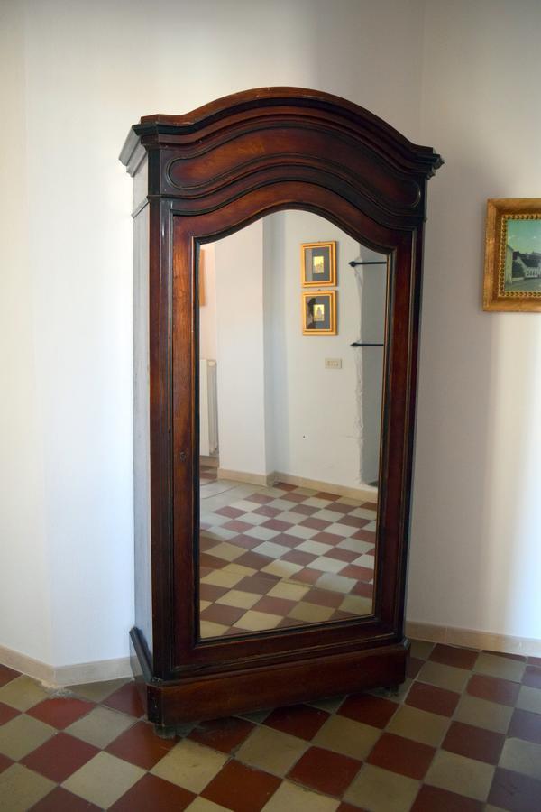 אוריסטאנו Eleonora Room & Breakfast מראה חיצוני תמונה