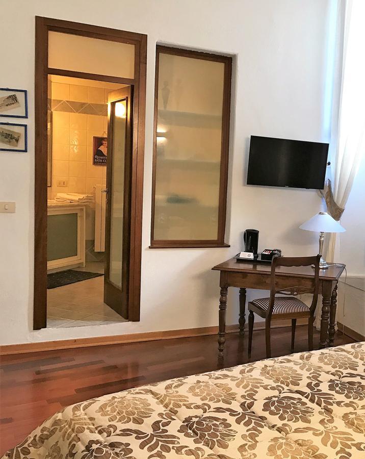 אוריסטאנו Eleonora Room & Breakfast מראה חיצוני תמונה