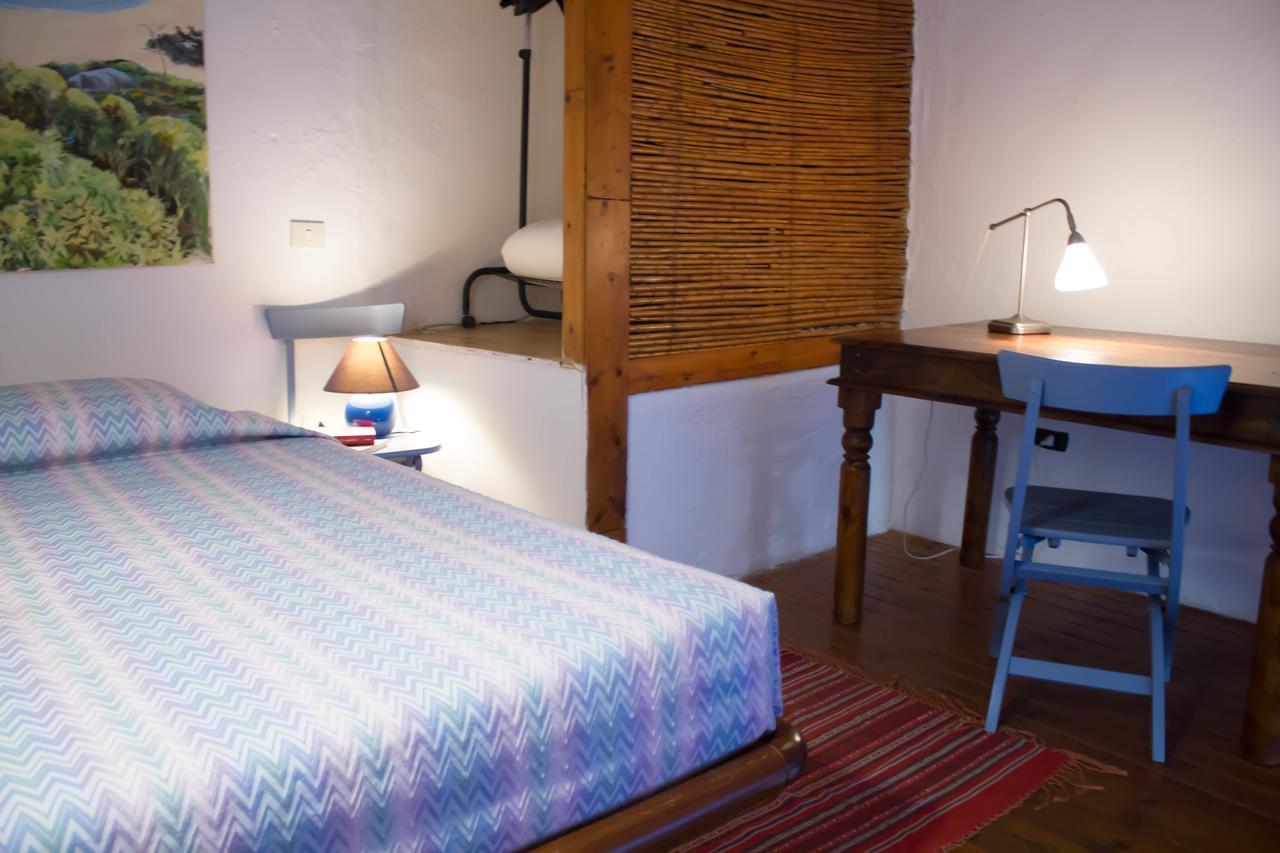 אוריסטאנו Eleonora Room & Breakfast מראה חיצוני תמונה