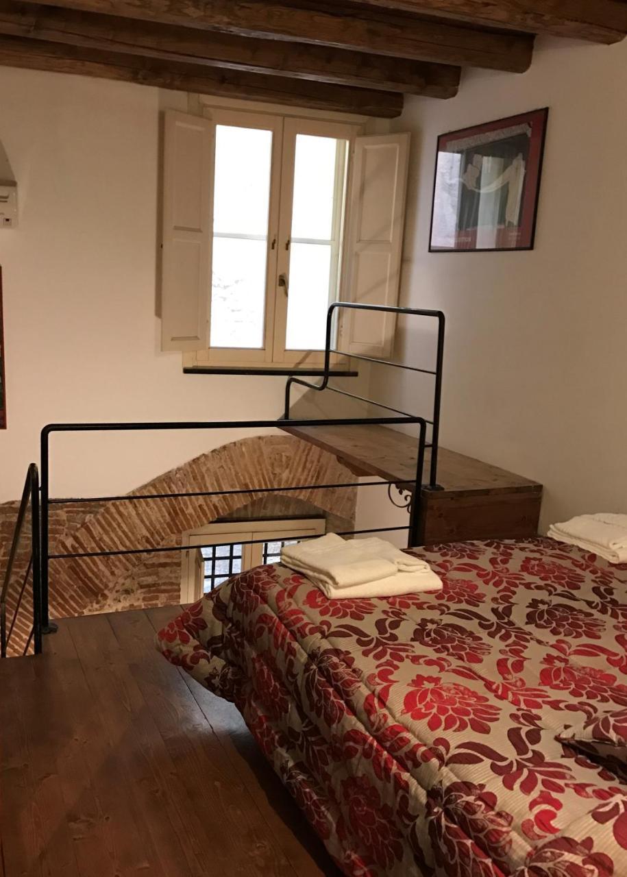 אוריסטאנו Eleonora Room & Breakfast מראה חיצוני תמונה
